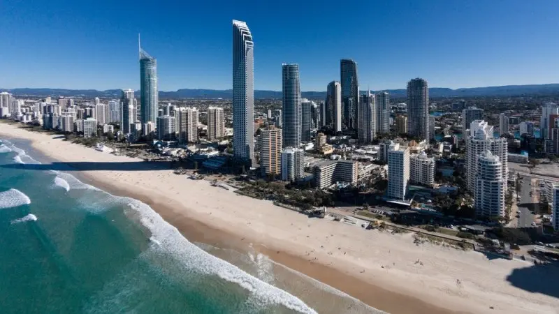 Australia: Jobs surprise