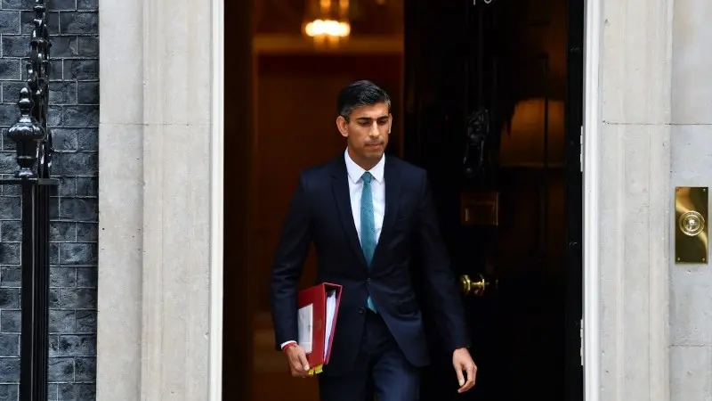 UK recession inevitable as government winds back economic support