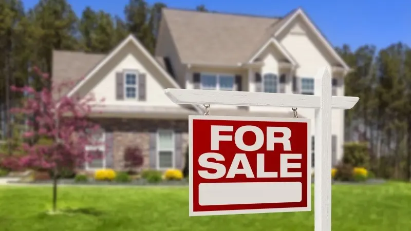 US house prices come under further pressure