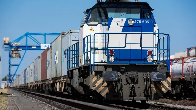 New Silk Railroad: The golden middle way 