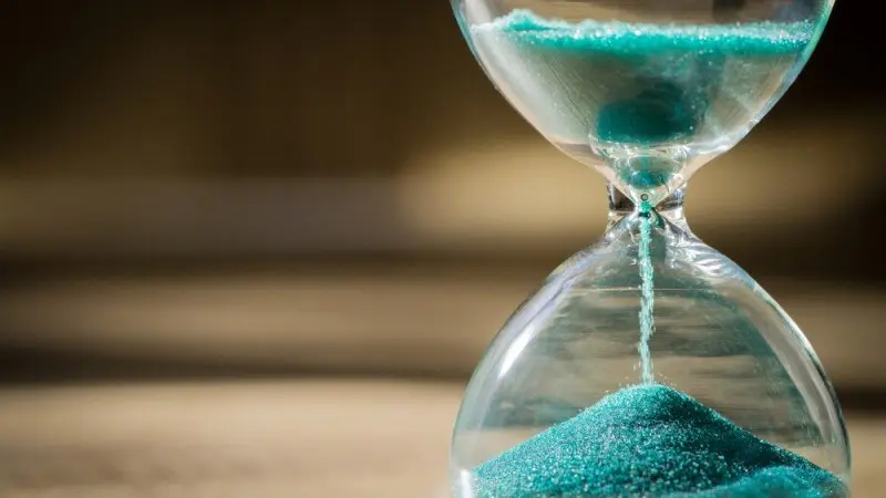 Central Bank Minutes? More like hours 