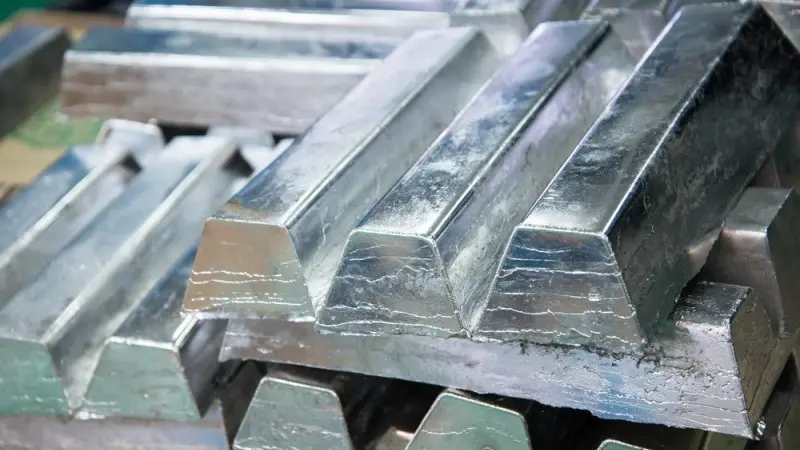 Lead is not dead: Chinese go long, big time