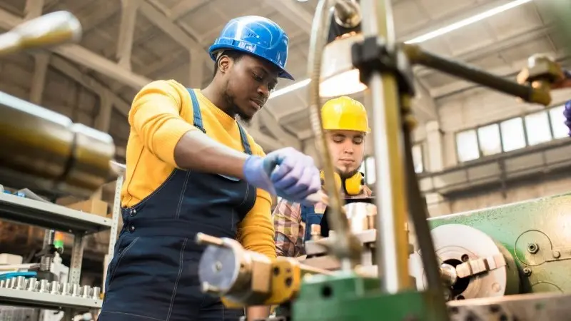 US manufacturing posts solid growth