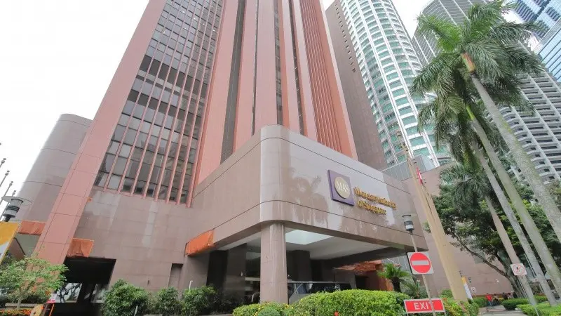 Singapore's central bank faces tough balancing act 