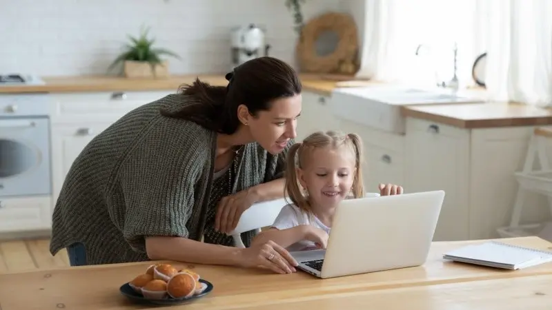 Telecom Outlook: Fibre roll-out to reach 60% of European households in 2022 