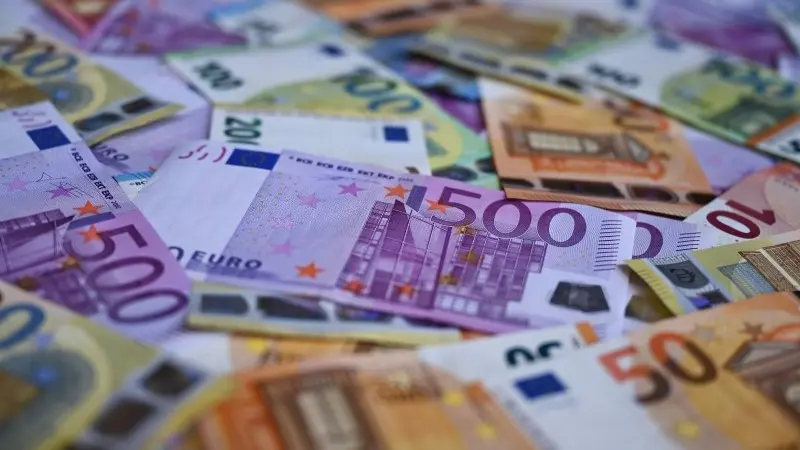 Euro Credit Supply: Pre-funding before CSPP & CBPP3 tapering 