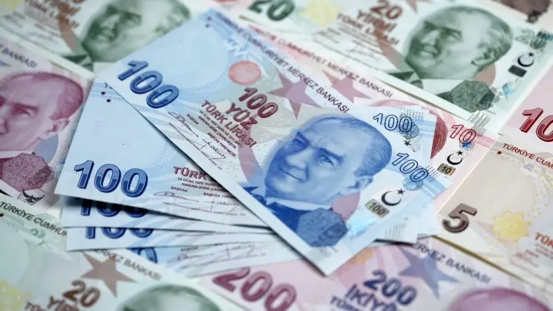 Turkish current account deficit surpasses projections in April