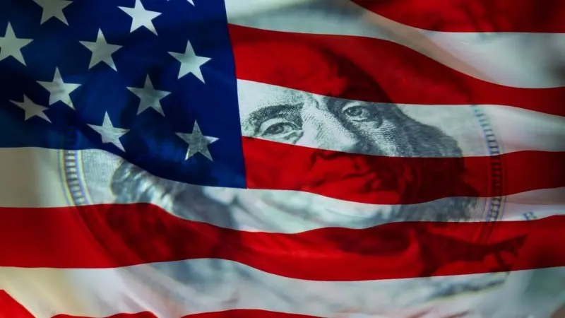 FX: Dollar to defy seasonal trends