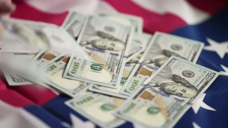 FX Daily: Tense markets, but dollar bear trend should win out