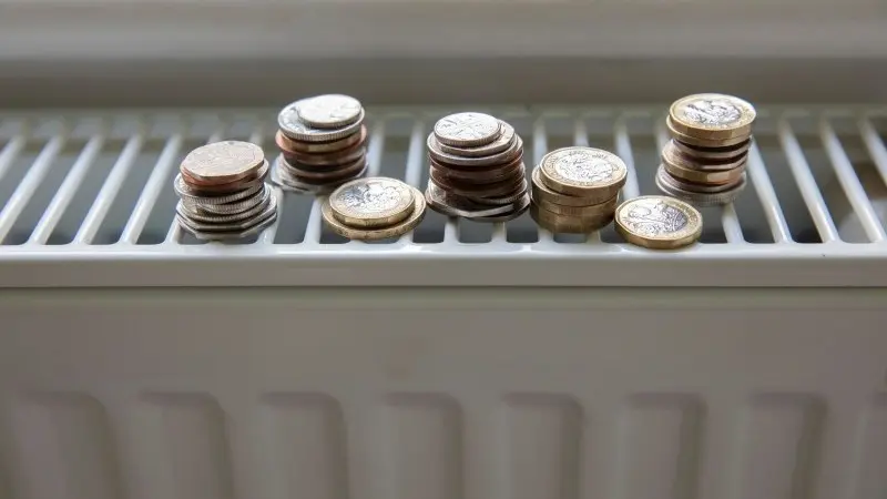 Three scenarios for the global economy and energy prices