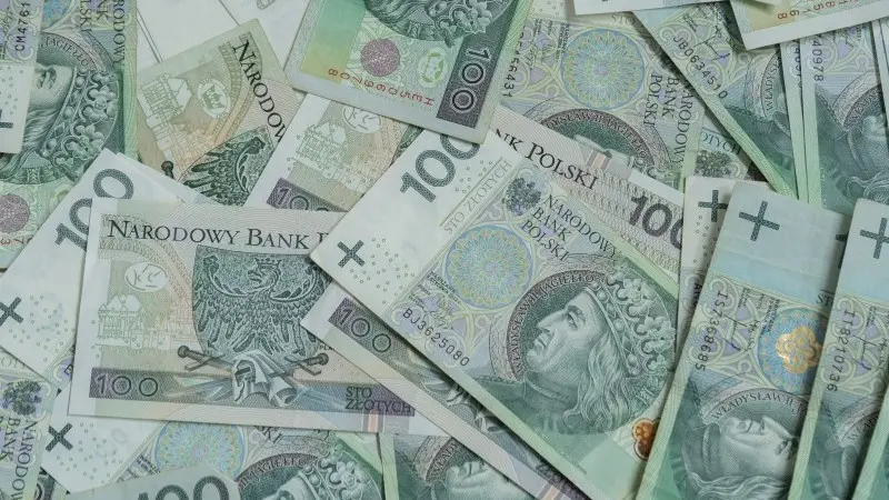 Poland’s 2023 budget deficit higher as government plans to reduce liquidity buffer