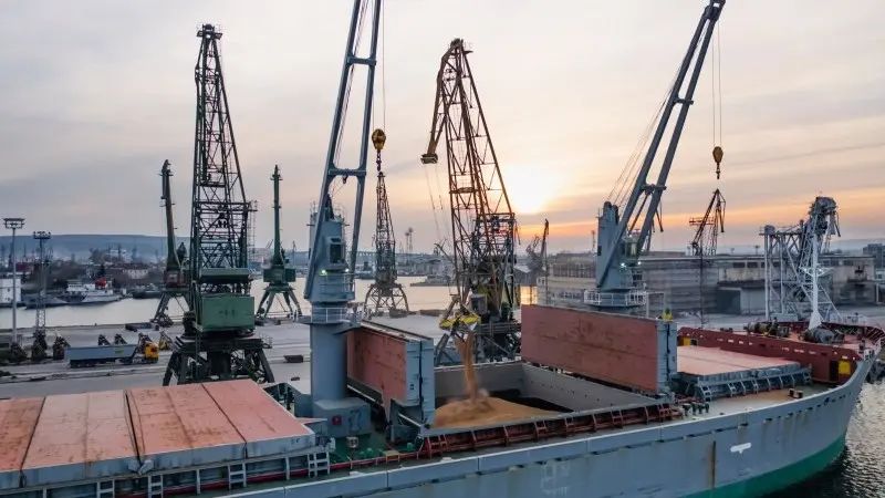 Collapse of grain deal rattles the market