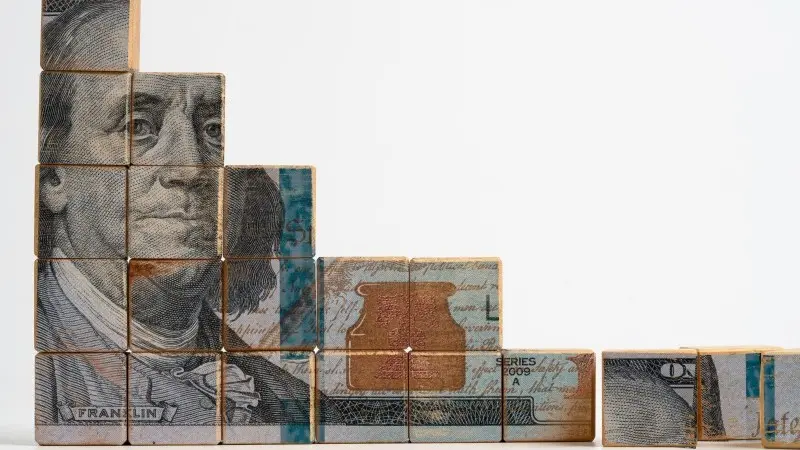 FX Daily: Case against the dollar continues to build