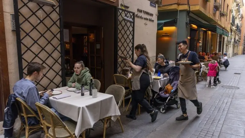 Eurozone sentiment still upbeat despite more service sector caution  