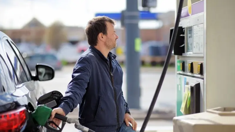 Gasoline price surge hits broader US spending