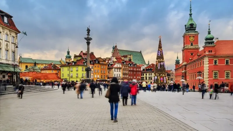 Polish first-quarter GDP shows disinflationary structure, with odds of a rate cut growing