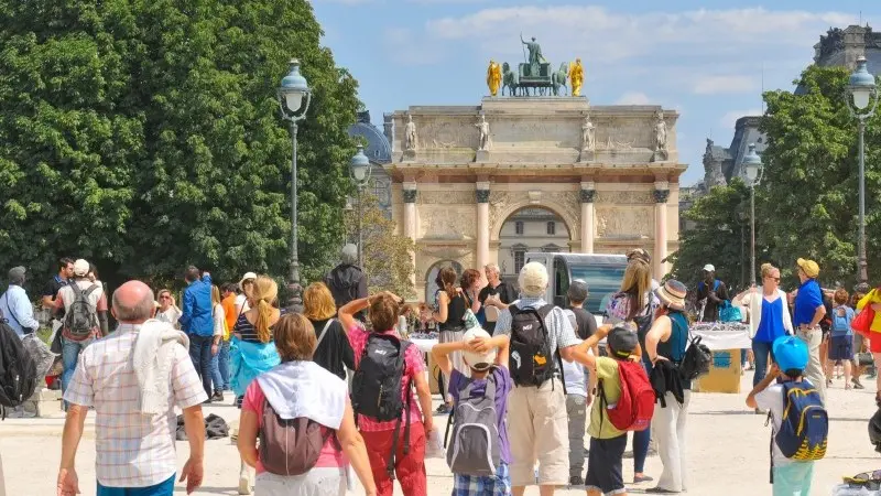 France: business climate stabilises, but growth outlook remains weak