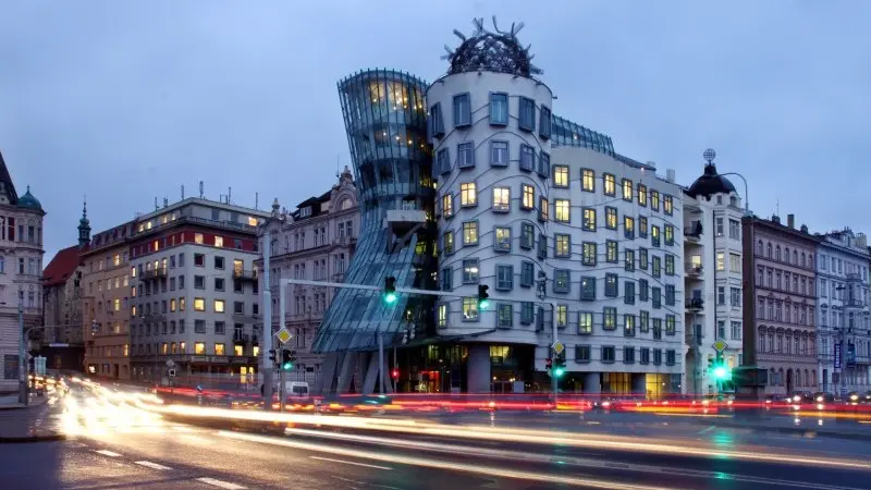 Czech spending bolsters sentiment in the service segment