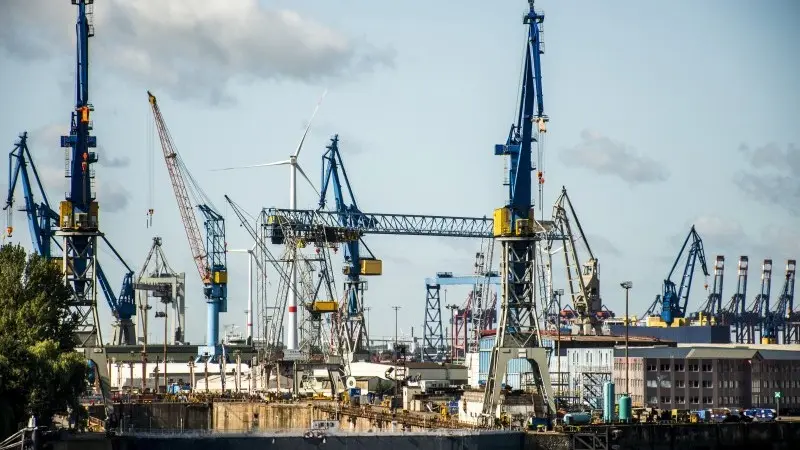 German April macro data disappoints 