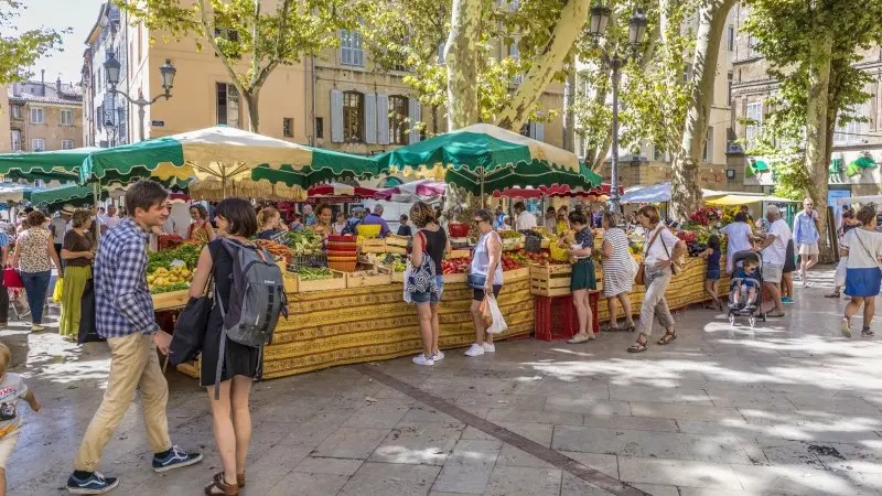  Inflation picks up in France as recession risks mount 