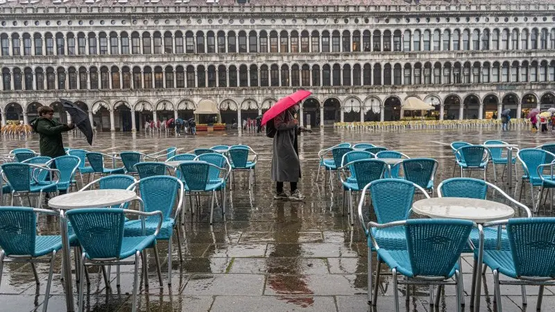 Italy's April confidence data signals sweeping effects of Middle East war