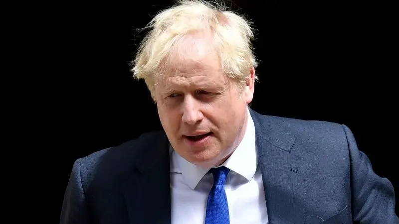 3 calls for the UK as political uncertainty deepens