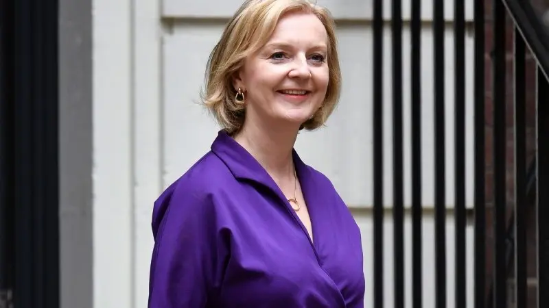 FX Daily: Equity divergence is becoming more relevant