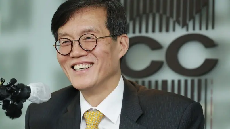 Bank of Korea: Hawkish pause extended, but shift in communication points to easing 