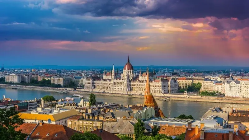 Hungary sees an extreme monthly deficit in February