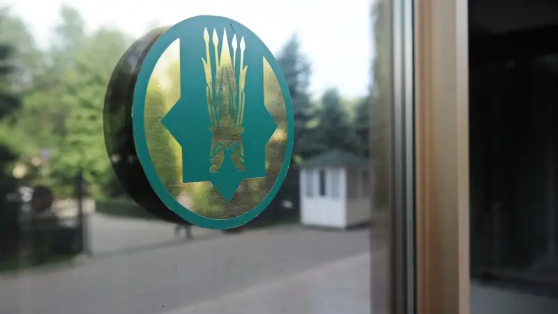 Kazakhstan rates remain on hold as disinflation is offset by rising external risks