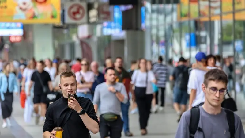 Polish inflation rises as energy price freeze extended into 2025