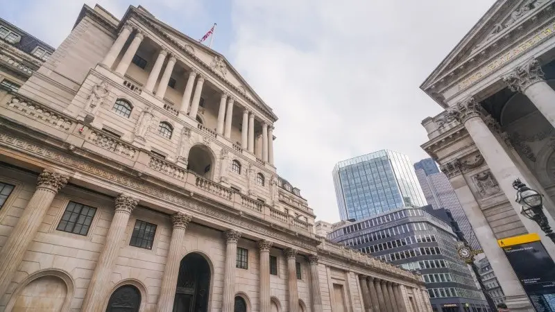 Why the Bank of England won't diverge from the Fed for long