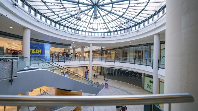 Nell’Eurozona i consumi restano fiacchi, nonostante l’aumento del potere d’acquisto 