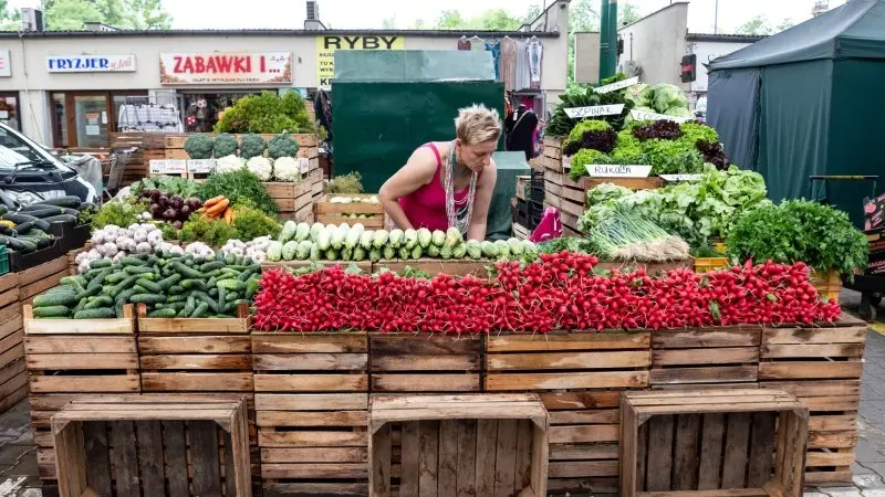 Cooling Polish inflation buys time for policymakers 
