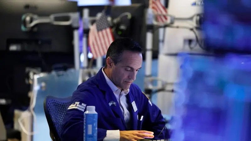 Rates: Yields want to test lower first – let them overshoot