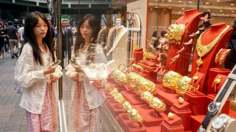 Why gold isn't acting like a safe haven right now