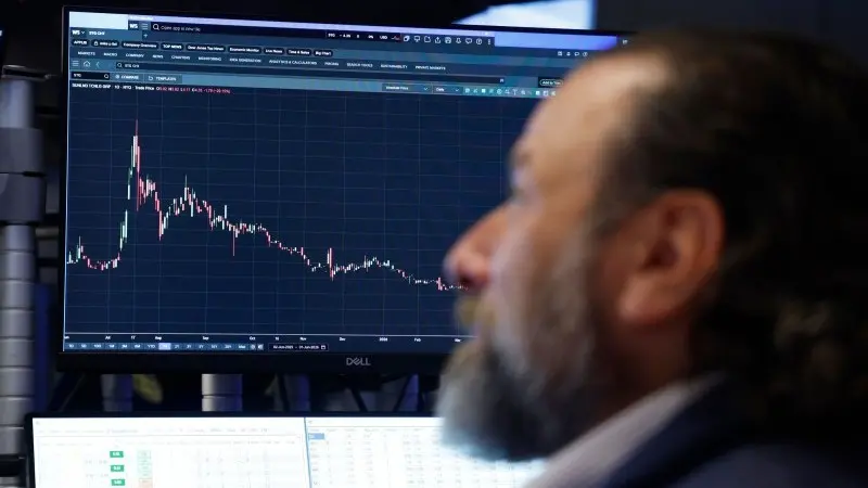 Rates: Dealing with the rate hike narrative